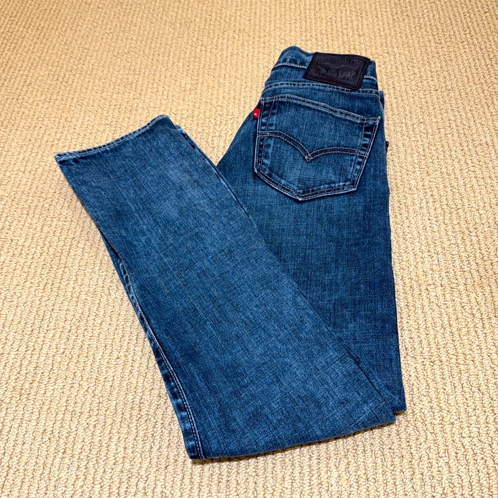 Levi’s premium 510 slim fit distressed, straight leg jeans, 29X30. Worn Once!!